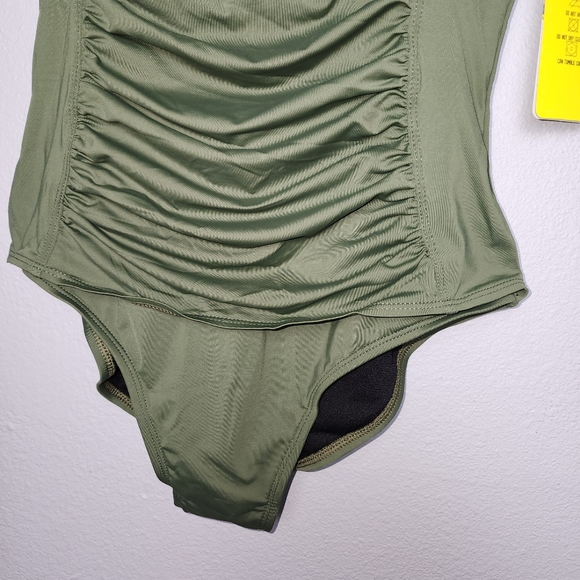 Army green one-piece swimsuit, size 10 - Picture 3 of 10
